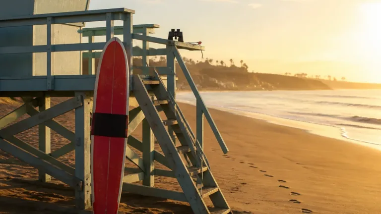 Fox sets Jan. 6 premiere for Baywatch reboot starring Stephen Amell